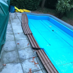 Abri Télescopique pour une Utilisation Pratique de la Piscine Chantepie