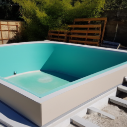 Piscine Extérieure à Coque pour une Installation Rapide Le Cheylard